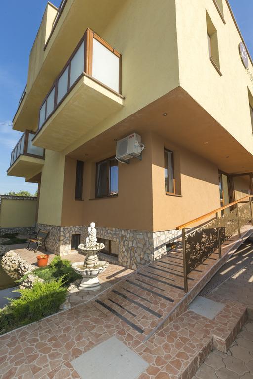 فندق Rosiem House تيشيرغيول المظهر الخارجي الصورة