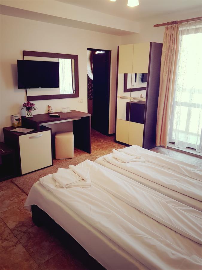فندق Rosiem House تيشيرغيول المظهر الخارجي الصورة
