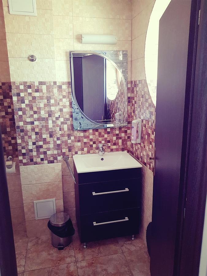 فندق Rosiem House تيشيرغيول المظهر الخارجي الصورة