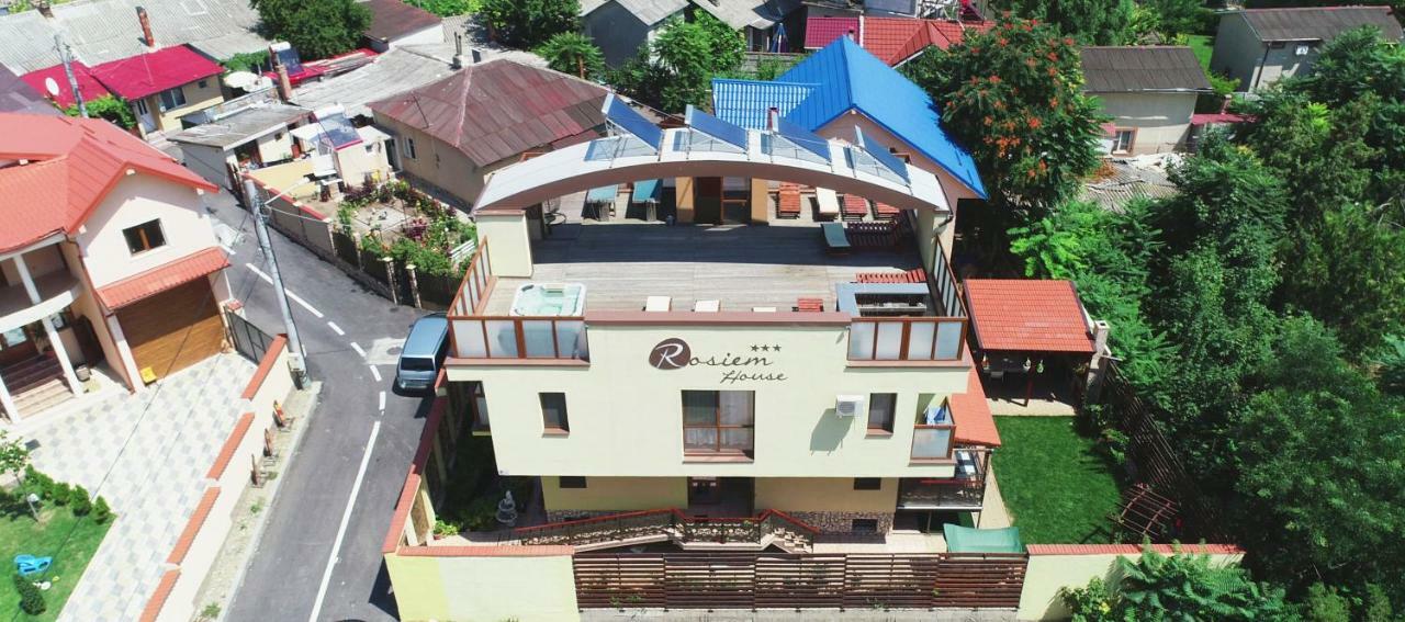 فندق Rosiem House تيشيرغيول المظهر الخارجي الصورة